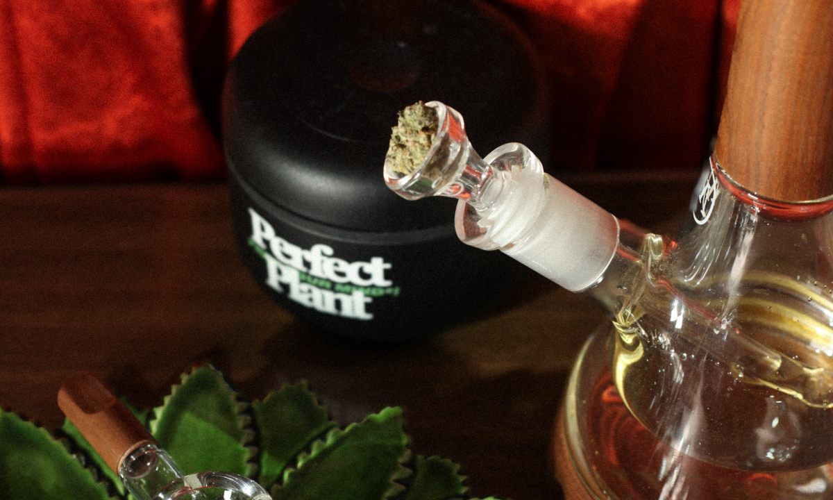 How to Hit a Bong Without Coughing Up a Lung